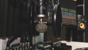 La CRT ya publicó los nuevos lineamientos para proteger audiencias