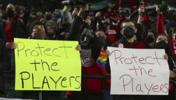 Expulsan de por vida a cuatro directores técnicos por abuso en el futbol femenil de EU