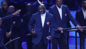 Michael Jordan celebra su cumpleaños 60 con donación de 10 millones de dólares