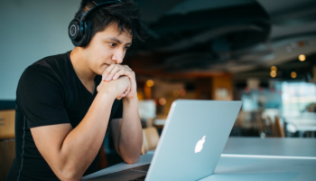 Estrés laboral afecta salud de 7 de cada 10 mexicanos