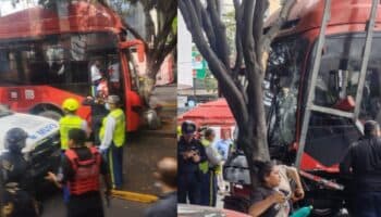Videos y fotos | Metrobús choca contra un árbol en Insurgentes; hay al menos 20 heridos