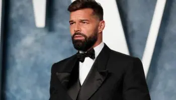 Video | Lanzan gas lacrimógeno durante concierto de Ricky Martin