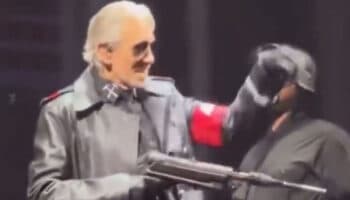 Roger Waters justifica su atuendo nazi en concierto de Berlín; 'fue antifascista'