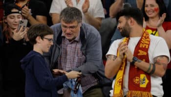 "Me quedo las medallas de oro y regalo las de plata": Mourinho | Video