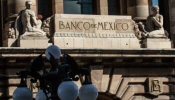 Conflicto en Medio Oriente, un riesgo para la inflación en México: subgobernador Banxico