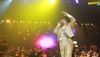 Netflix confirma 'Juan Gabriel, el documental'