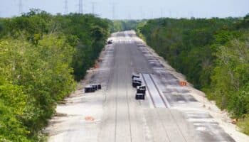 Trabajadores de Tren Maya temen por inseguridad tras ataques: AMLO