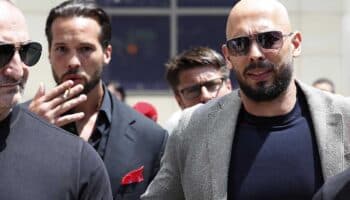 Andrew Tate y su hermano aseguran ante el tribunal que son inocentes