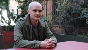 “En la épica del capital las mujeres han sido totalmente silenciadas”: Hernán Díaz