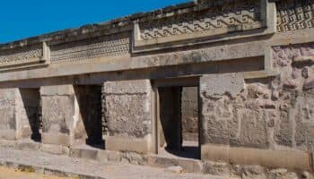 Laberinto hacia el inframundo en Mitla, Oaxaca: Páez