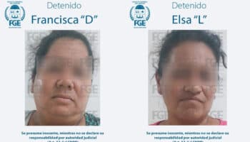 Arrestan a mujeres por rociar gasolina a perrito y quemarlo