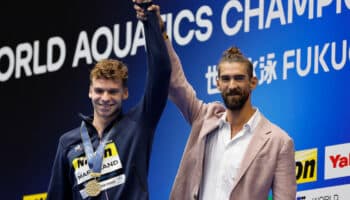 Fukuoka 2023: Entrega Phelps el cetro a Marchand como rey de los 400 metros estilos | Video