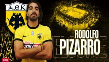 Firma Rodolfo Pizarro con AEK Atenas hasta el 2025 | Video