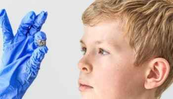 Niño encuentra en Alemania moneda romana con 1800 años de antigüedad