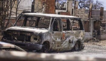 Mueren dos mexicanos por incendios en Hawái, informa SRE