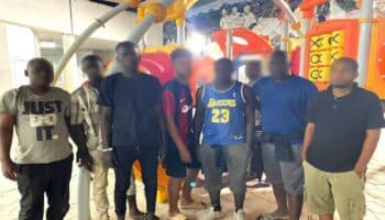 Abandonadas dentro de un autobús encontraron a 137 personas de origen africano en Veracruz