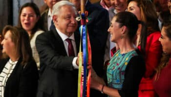 ¿Seguirá Sheinbaum al pie de la letra las reformas de AMLO? | Mesa de Debate Denise Dresser y Vanessa Romero