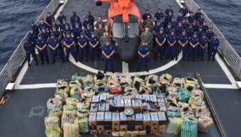 Guardia Costera de EU decomisa en Caribe y Pacífico droga valorada en 70 mdd