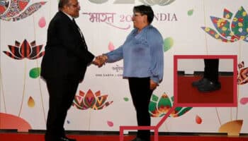 ¿En Crocs? Así asistió Raquel Buenrostro al G20; le llueven críticas