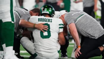 NFL: Aaron Rodgers será baja toda la temporada con ruptura del tendón de Aquiles