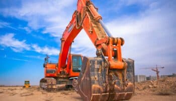 Empresa en Alemania busca a mexicanos para operar maquinaria de construcción; ofrece 67 mil pesos al mes