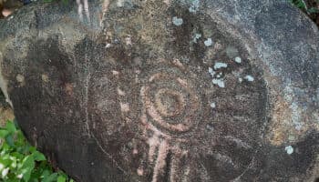 Descubren símbolos idénticos a los de Nazca, Perú, en ciudad perdida de Acapulco