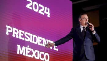 Los tres escenarios (más uno) que ve Ebrard en su futuro