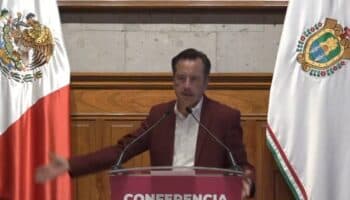 Afirma Cuitláhuac García que ya se entregaron cuerpos hallados en congeladores a familiares