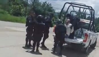 Denuncian la detención arbitraria de uno de los padres de los 43 estudiantes de Ayotzinapa