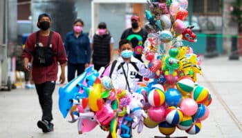 Trabajo informal podría ser eliminado dentro de siglo y medio: De la Torre | Entérate