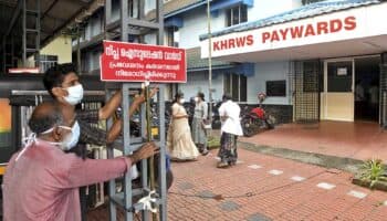 ¿Qué se sabe de la alerta por la reaparición del mortal virus Nipah en India?