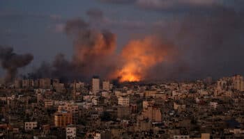 Narrativas dogmáticas que apoyan crímenes de guerra