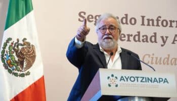 Encinas publica carta de renuncia: 'Enfrentamos herencia más dolorosa'