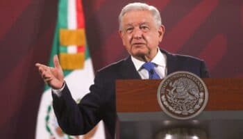 16 mil migrantes llegan diario a fronteras de México: AMLO