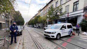 Muere el presunto autor del atentado en Bruselas tras ser tiroteado por la policía