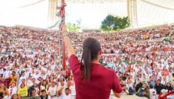 INE ordena a Sheinbaum suspender eventos masivos