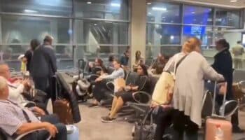 Aterrizan en Canadá 135 mexicanos que estaban en Israel