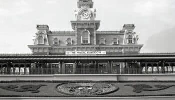 De empresa familiar a imperio mediático: Disney cumple 100 años como referente cultural