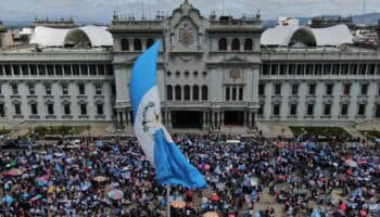 Guatemala: Continuará incertidumbre hasta investidura de Bernardo Arévalo