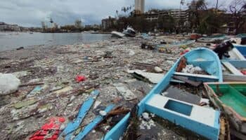 Vamos a tener recursos para apoyar a damnificados por huracán Otis sin problema: AMLO