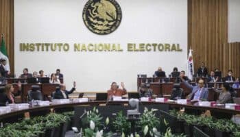 El INE se hace bolas con una votación y atrasa paridad en gubernaturas
