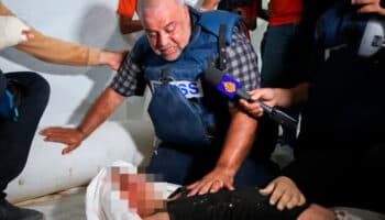 Muere familia del jefe de redacción de Al Jazeera en Gaza durante bombardeo