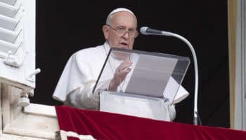 El papa Francisco reza por las víctimas del huracán Otis en Acapulco durante el Ángelus