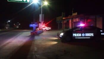 Edomex: Rescatan de linchamiento a dos policías municipales acusados de homicidio y los arrestan