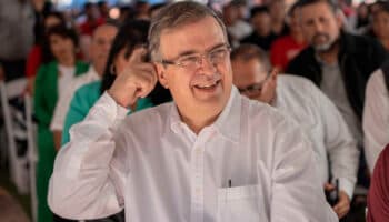 Marcelo Ebrard desmiente que esté hospitalizado | Video