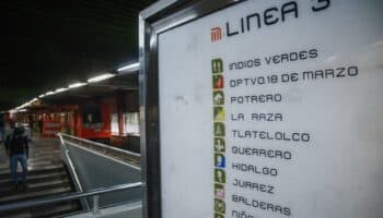 Trabajador cae 6 metros desde un cubo de elevador en instalaciones del Metro