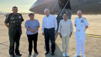 AMLO llega a San Francisco para participar en reunión de APEC