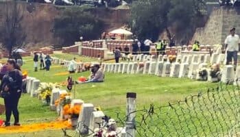 Balacera en panteón de Naucalpan deja un muerto y dos lesionados