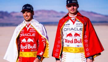 ¡Viva Las Vegas! Red Bull presenta trajes de carrera de Elvis