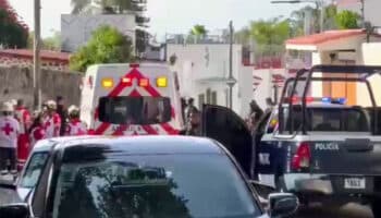 Madre e hija, asesinadas frente a escuela privada en Cuernavaca